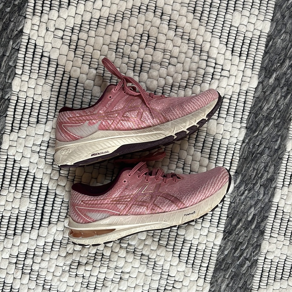 Running sneakers - Picture 2 of 2
